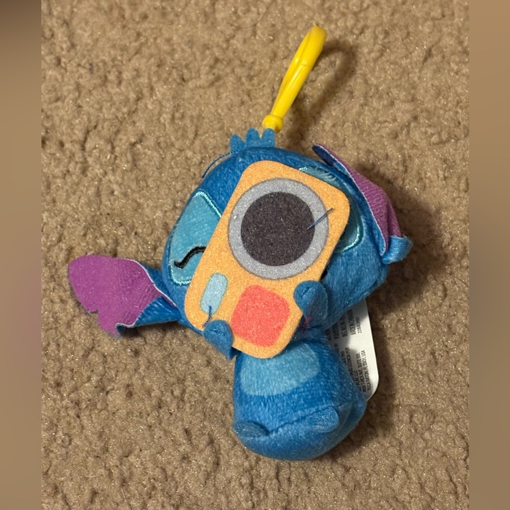 NWOT Stitch Holding a Camera Plush Keychain